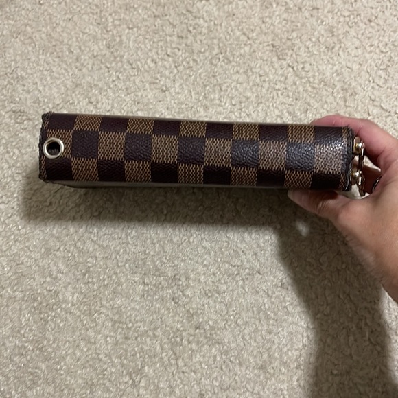 Wallet - Picture 3 of 8